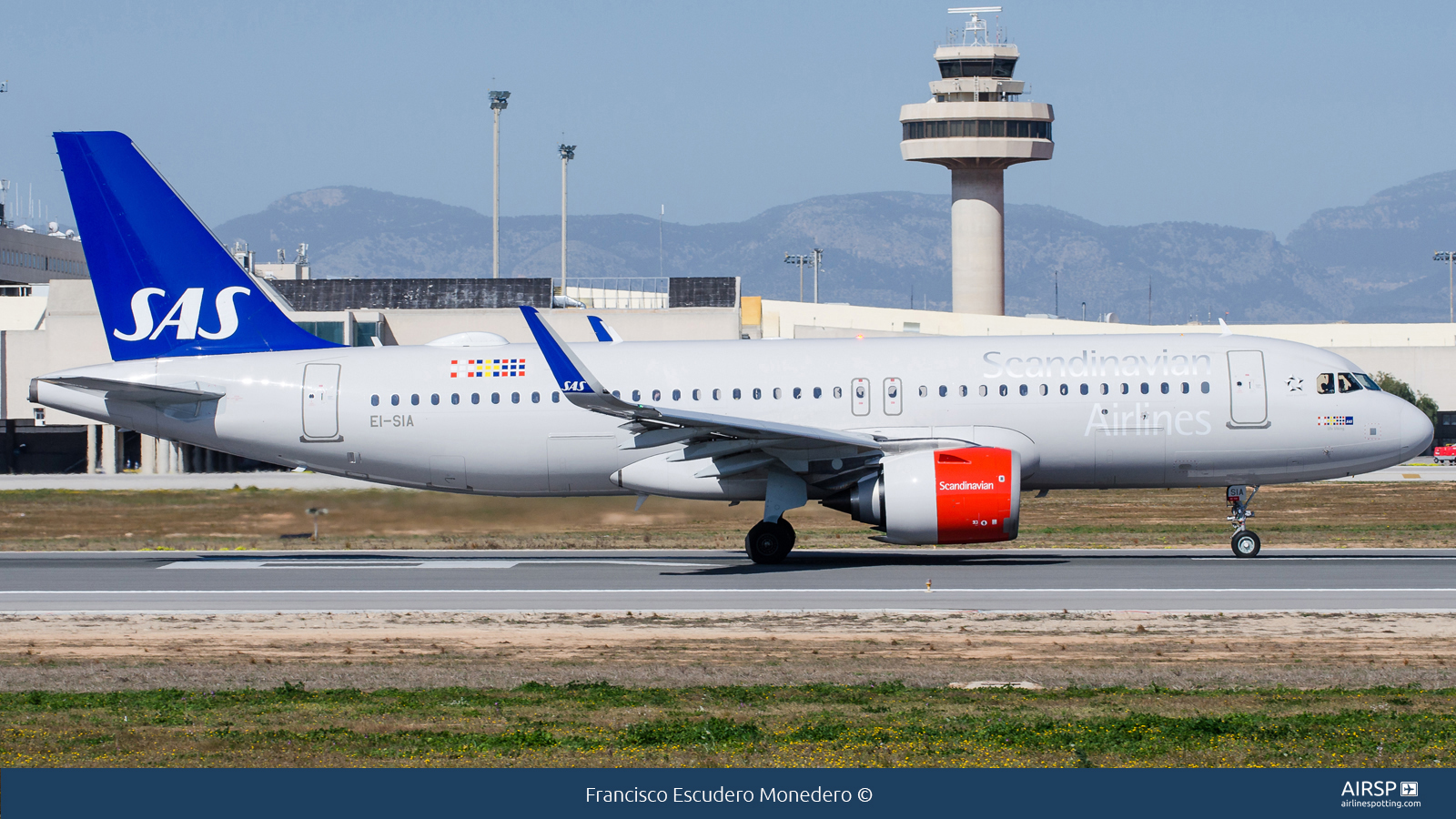 SAS Scandinavian Airlines  Airbus A320neo  EI-SIA