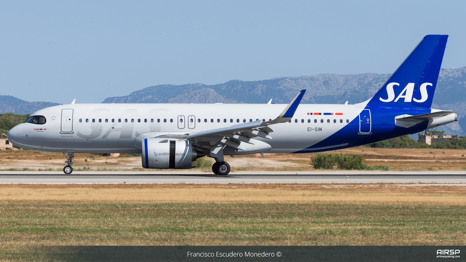 SAS Scandinavian Airlines  Airbus A320neo  EI-SIM