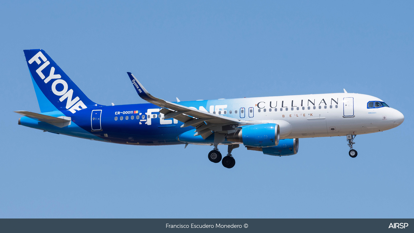 Flyone  Airbus A320  ER-00011