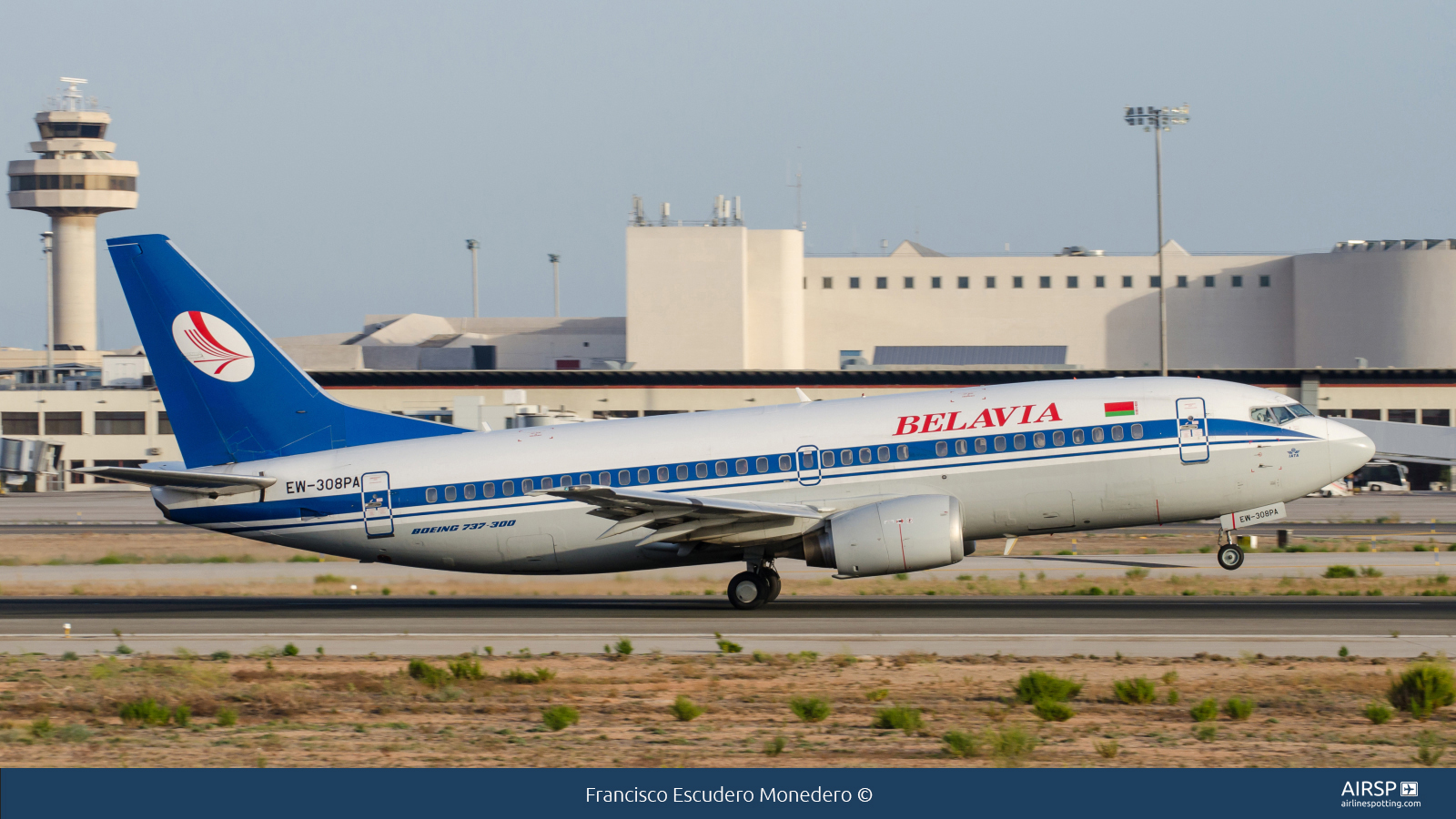 Belavia  Boeing 737-300  EW-308PA