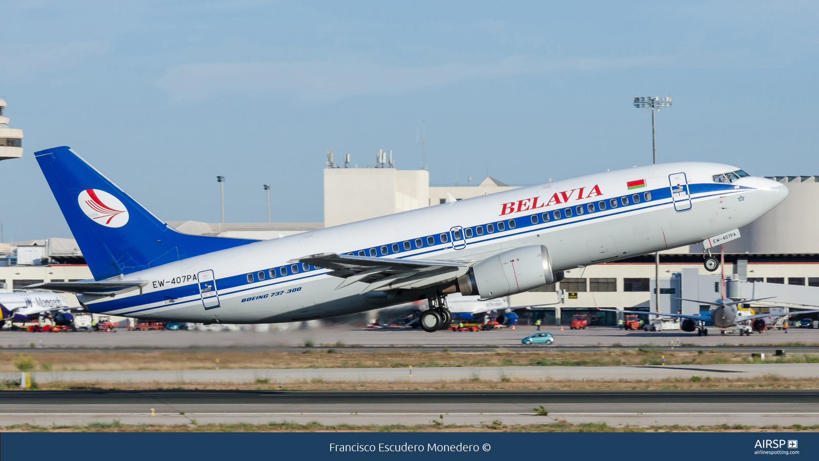 Belavia  Boeing 737-300  EW-407PA