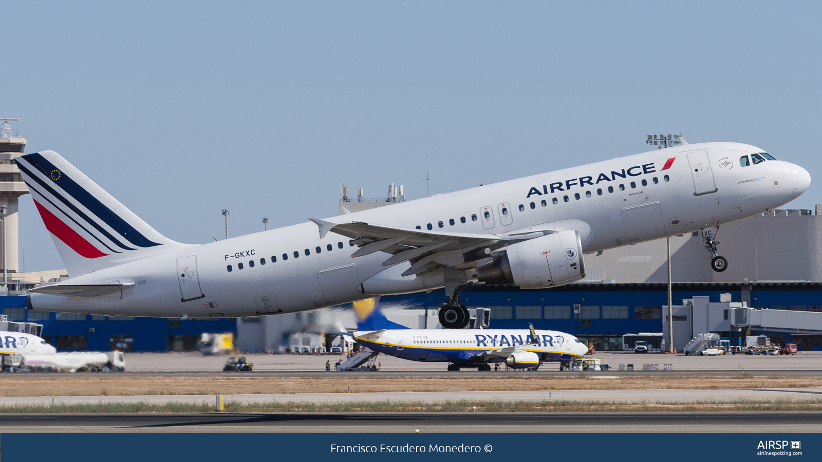 Air France  Airbus A320  F-GKXC