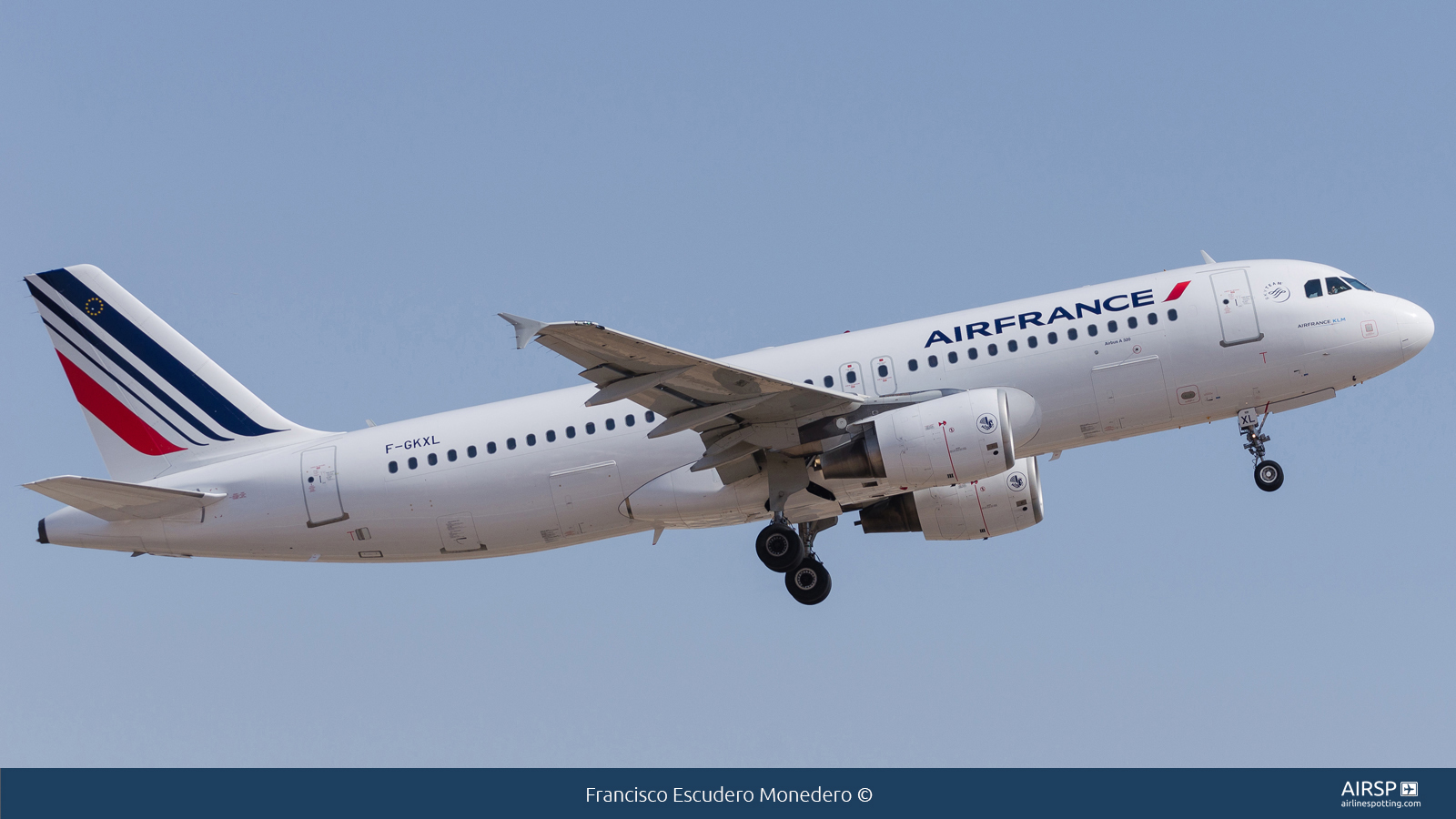 Air France  Airbus A320  F-GKXL