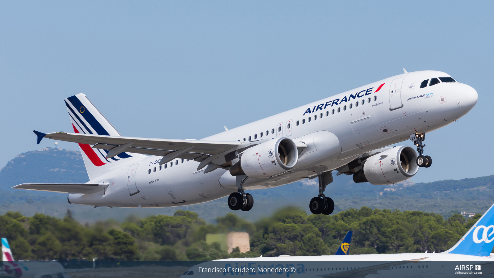 Air France  Airbus A320  F-GKXY