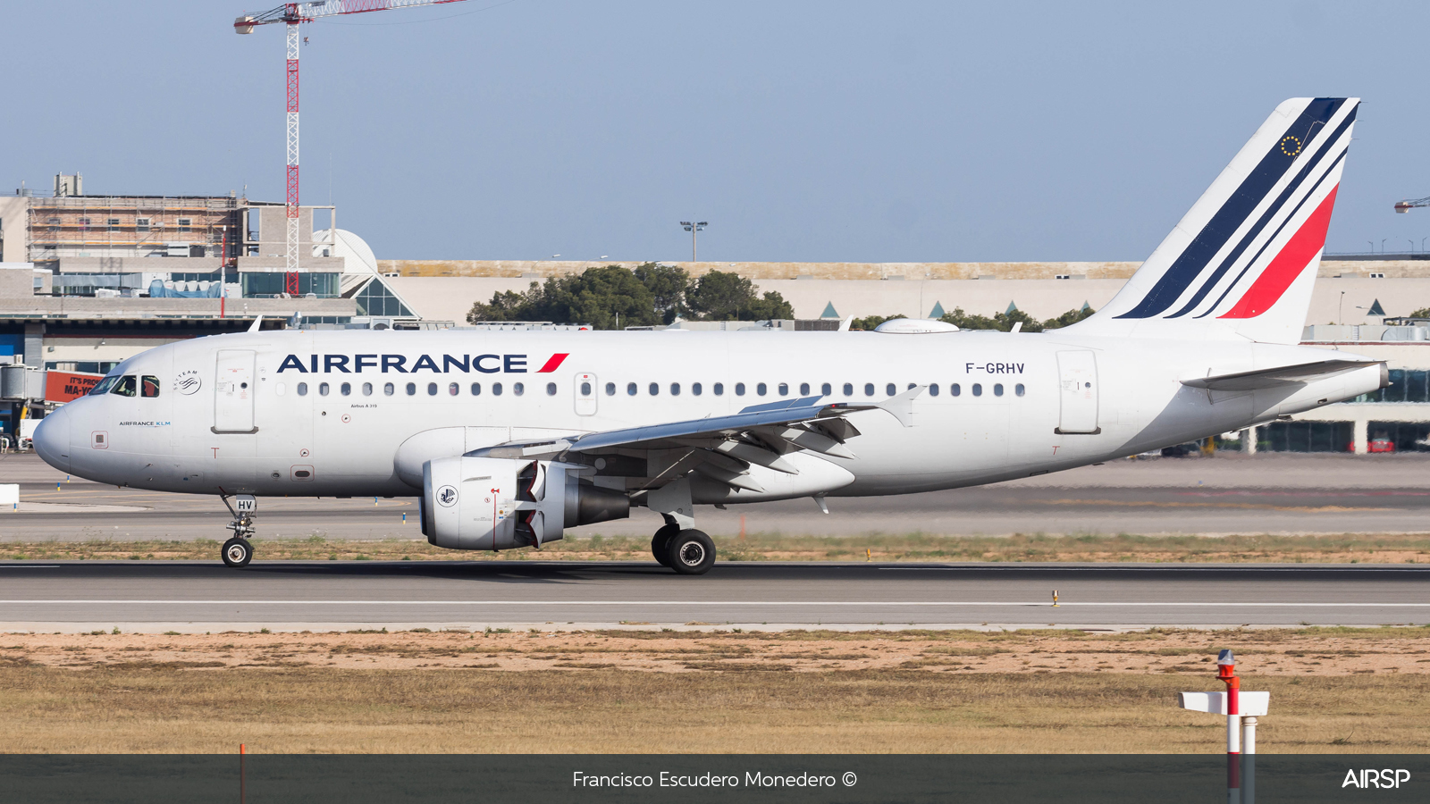 Air France  Airbus A319  F-GRHV