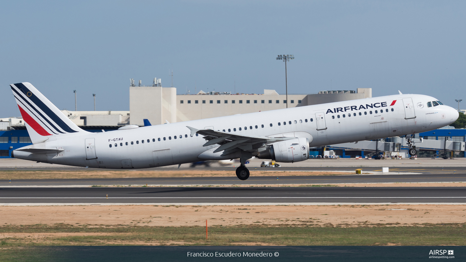Air France  Airbus A321  F-GTAU