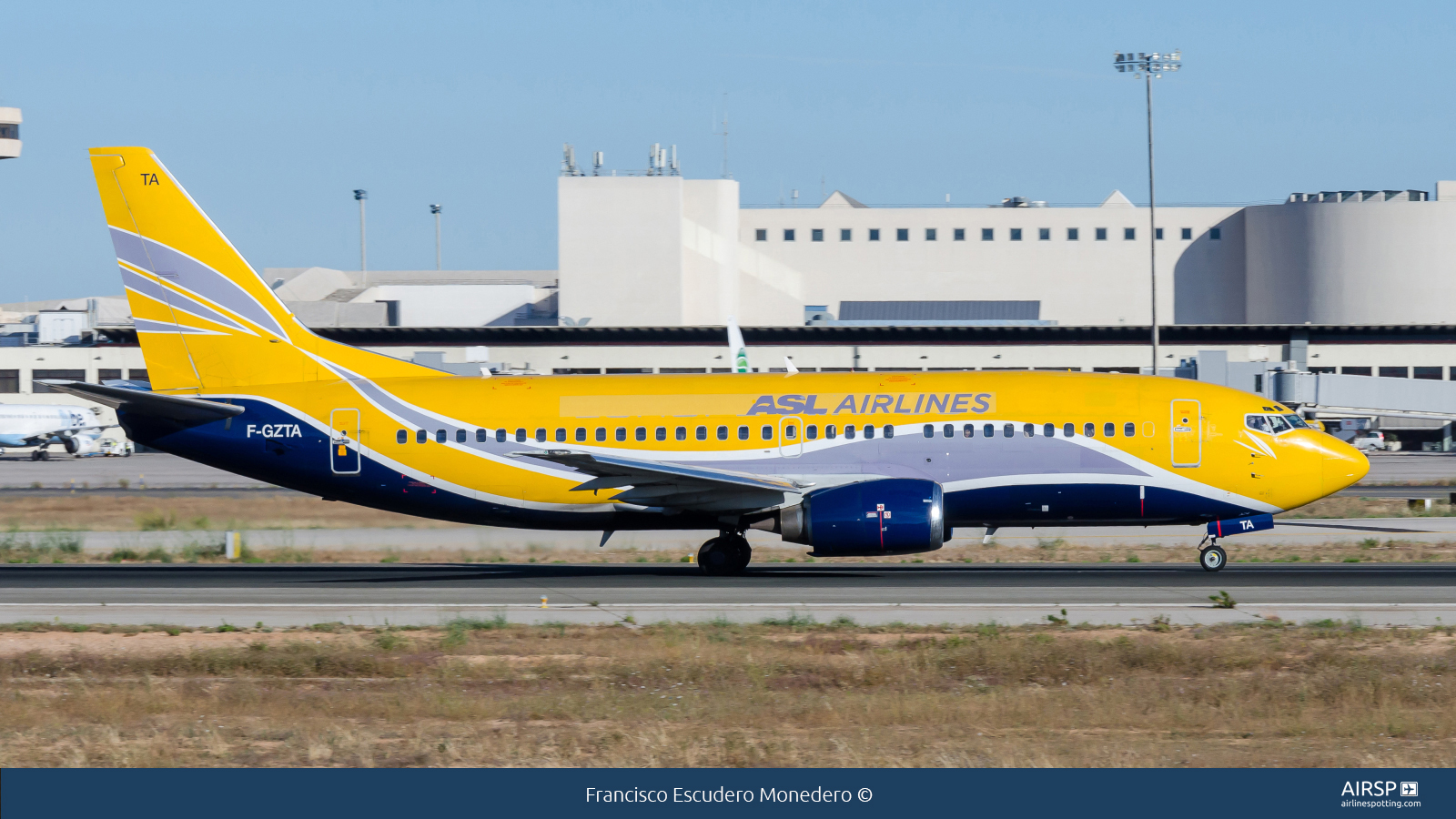 ASL Airlines  Boeing 737-300  F-GZTA