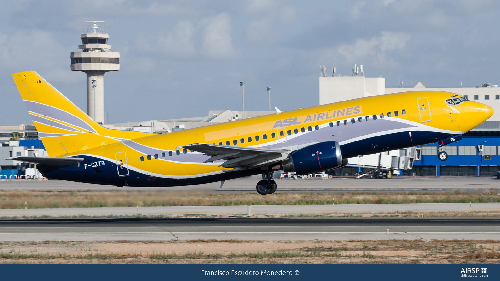 ASL Airlines  Boeing 737-300  F-GZTB
