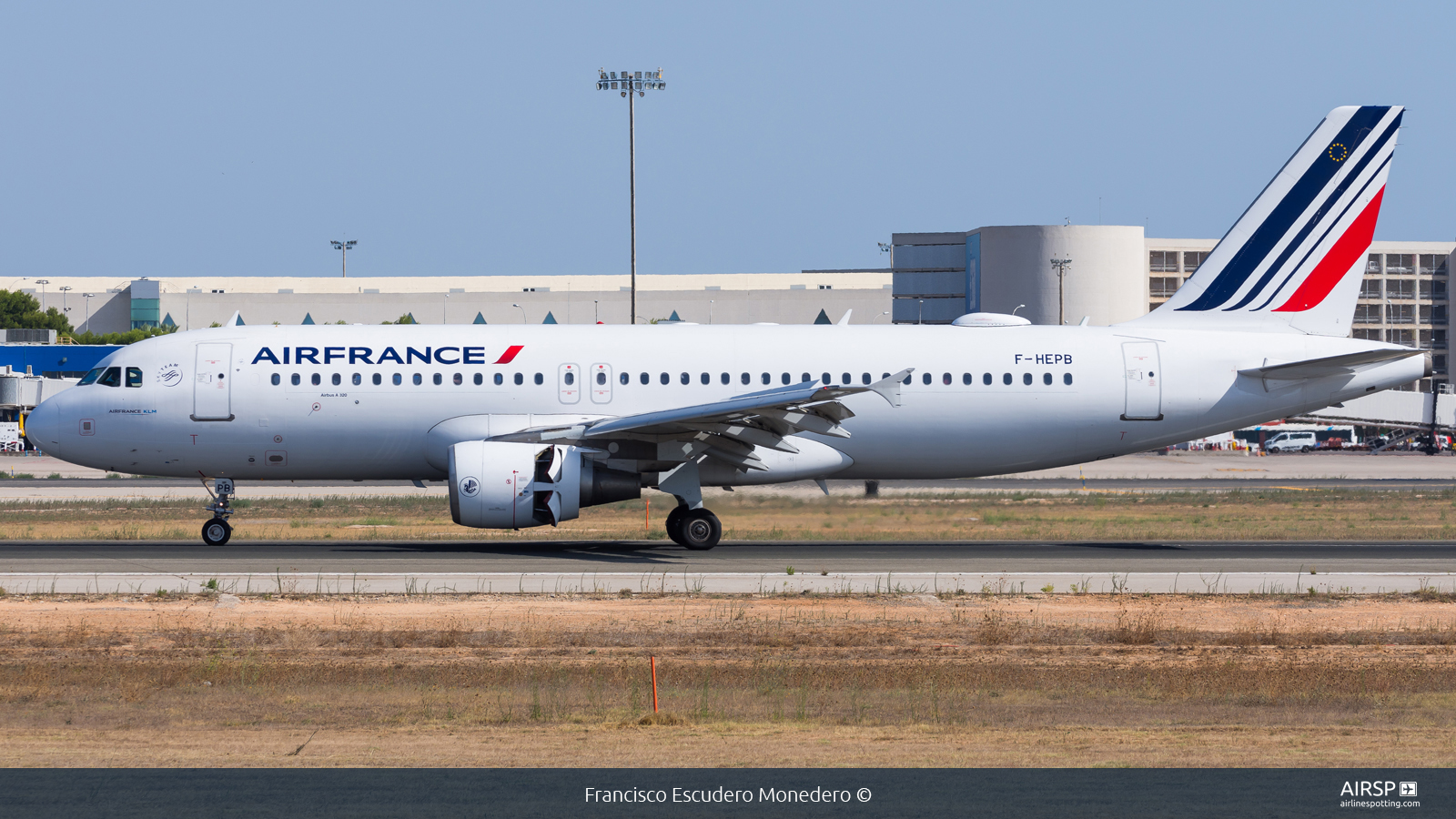 Air France  Airbus A320  F-HEPB