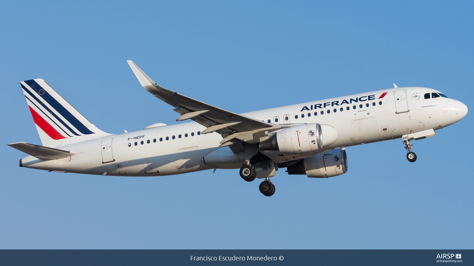 Air France  Airbus A320  F-HEPF