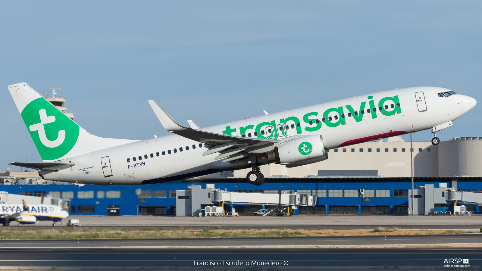 Transavia  Boeing 737-800  F-HTVN