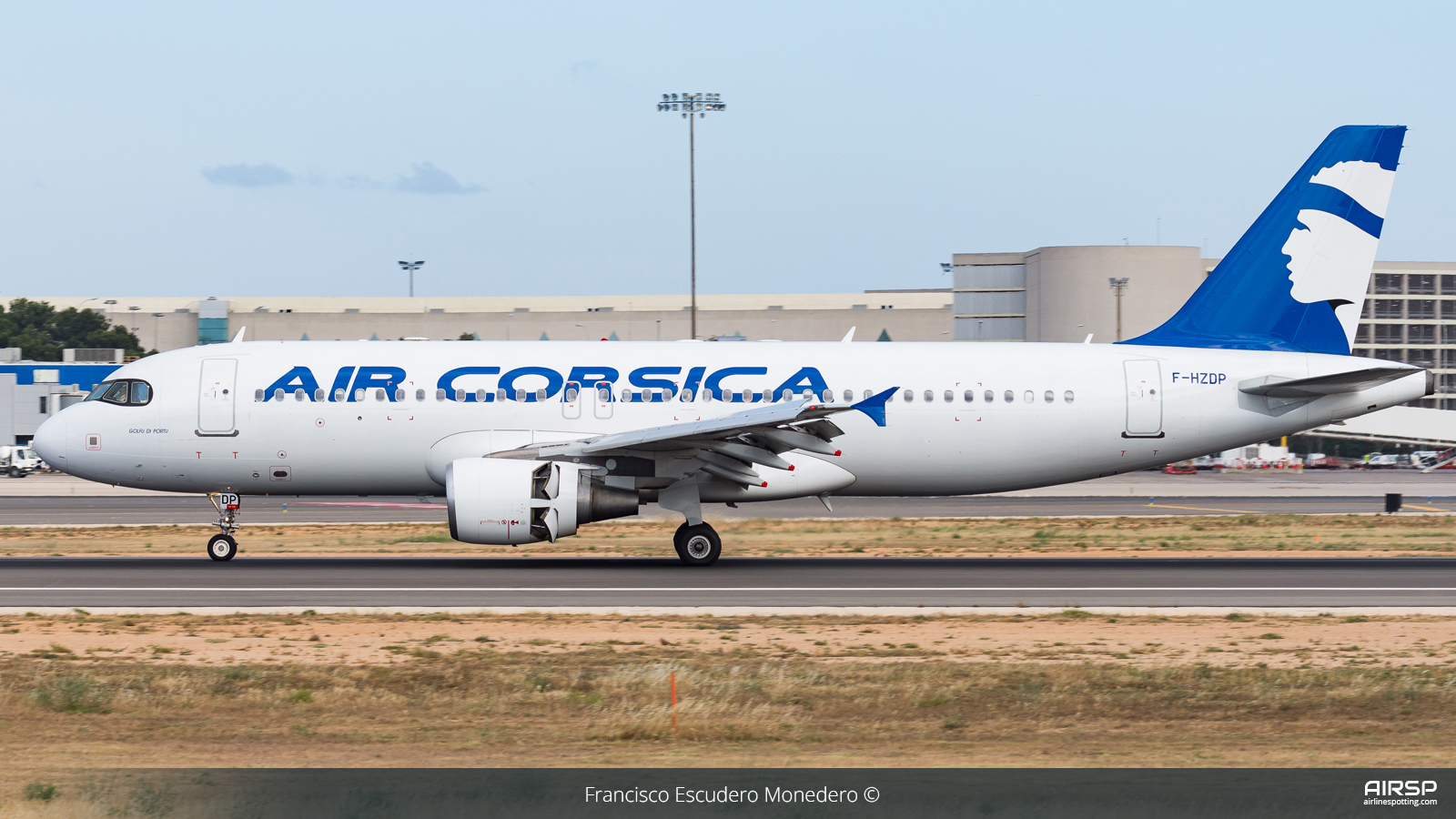 Air Corsica  Airbus A320  F-HZDP