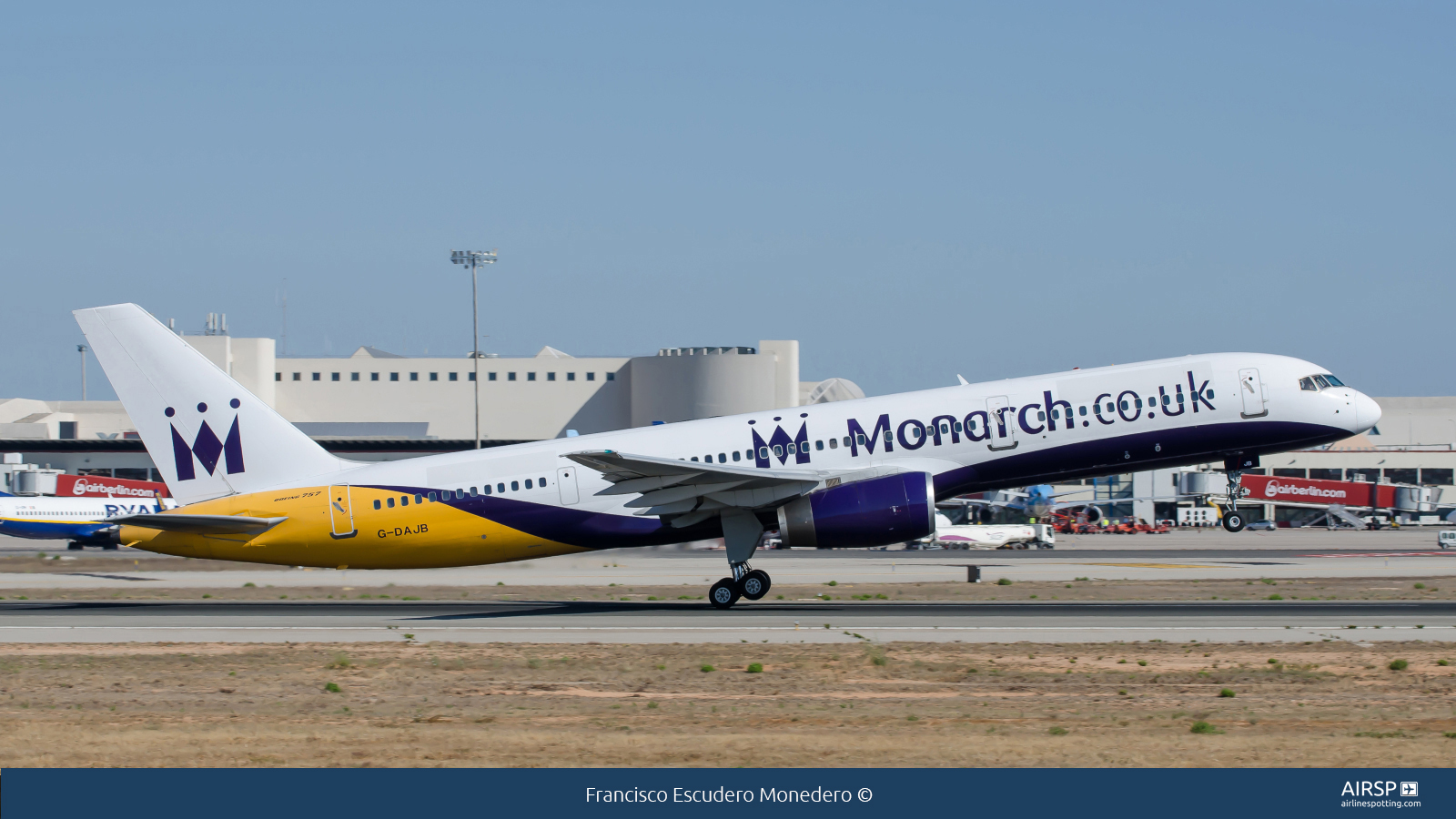 Monarch Airlines  Boeing 757-200  G-DAJB