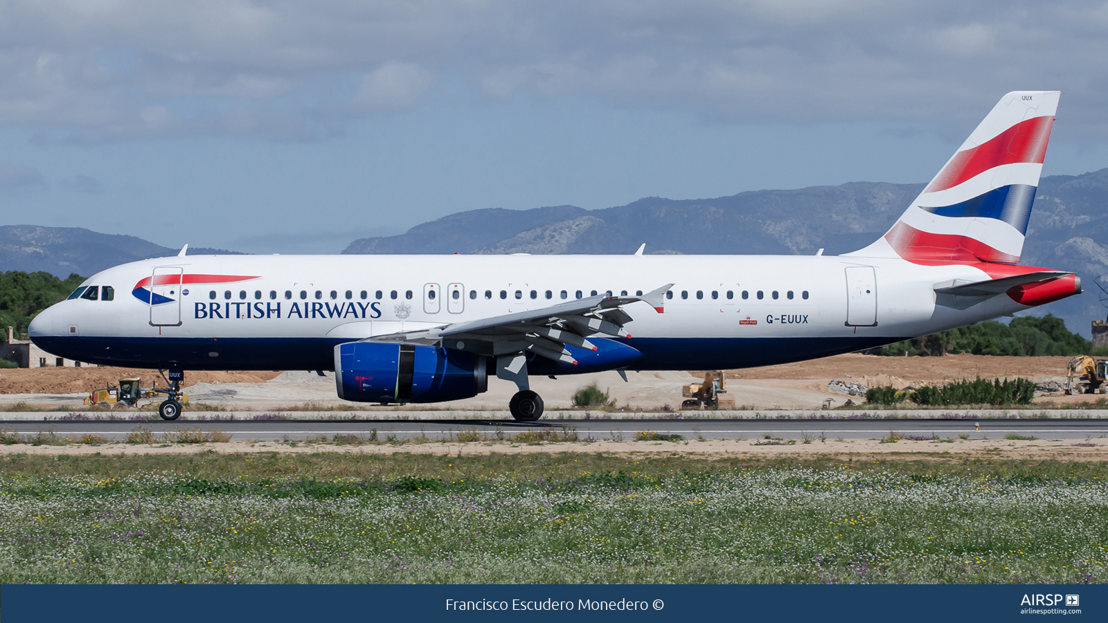 British Airways  Airbus A320  G-EUUX