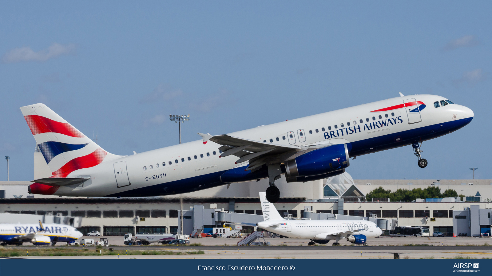 British Airways  Airbus A320  G-EUYH