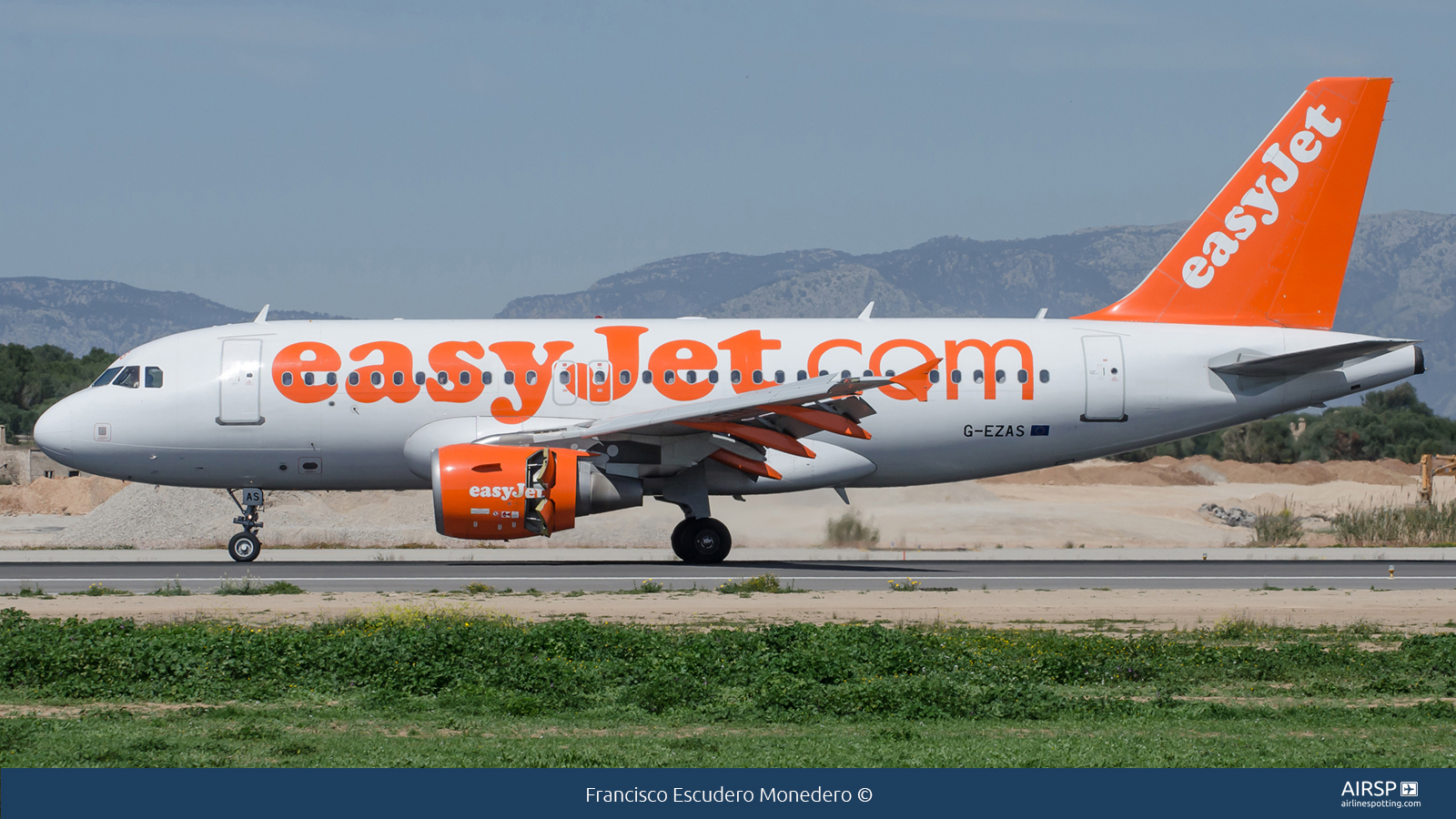 Easyjet  Airbus A319  G-EZAS