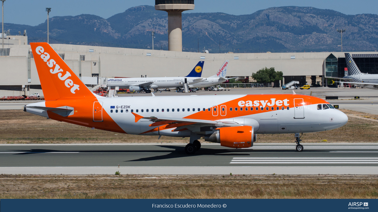 Easyjet  Airbus A319  G-EZDK