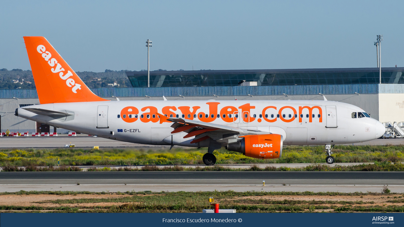 Easyjet  Airbus A319  G-EZFL