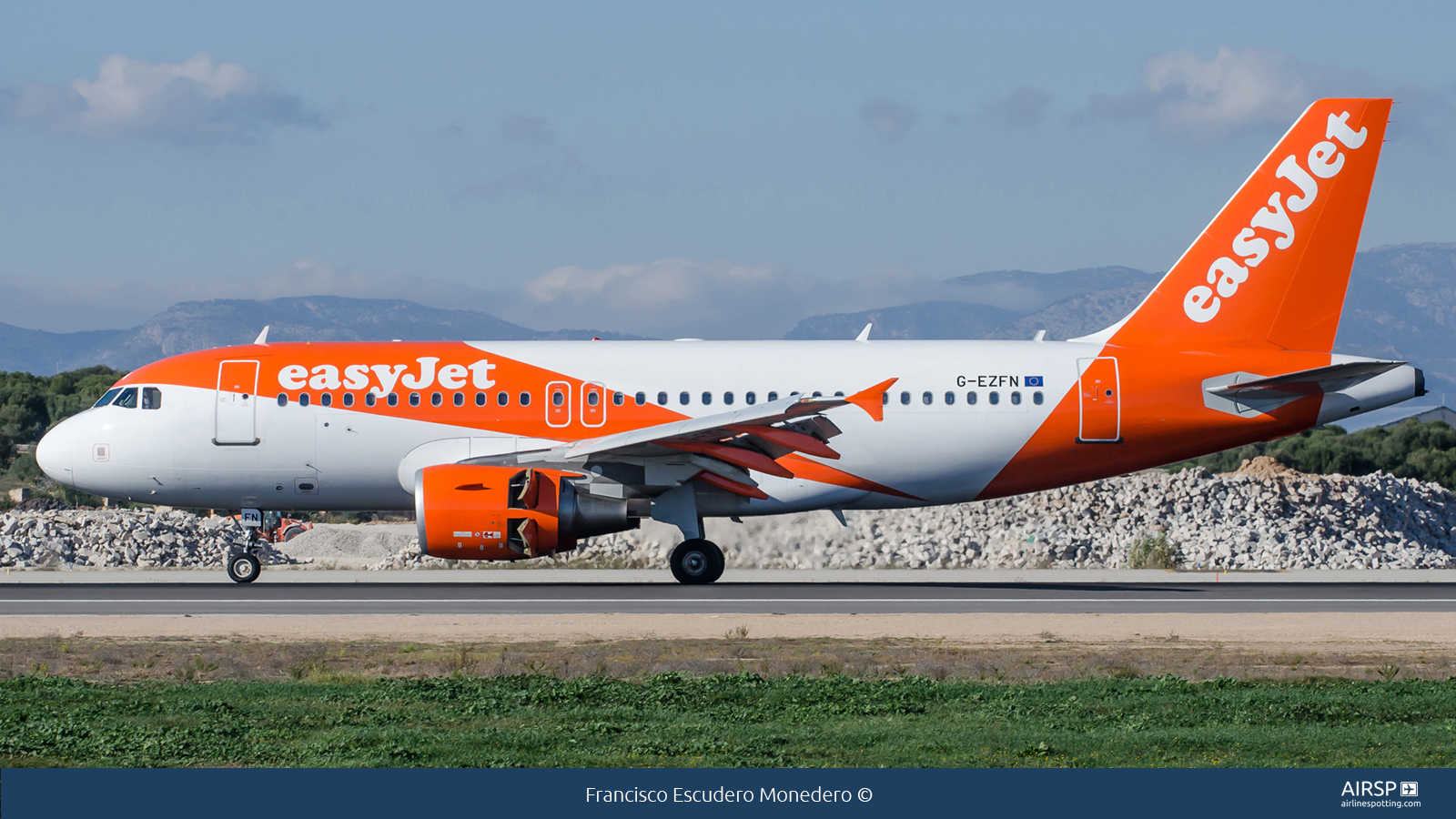 Easyjet  Airbus A319  G-EZFN