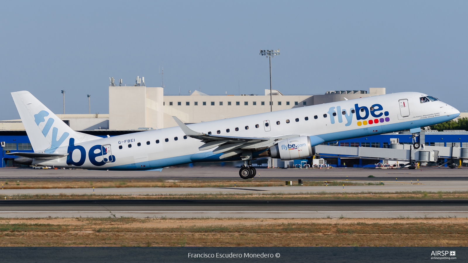 Flybe  Embraer E195  G-FBEI