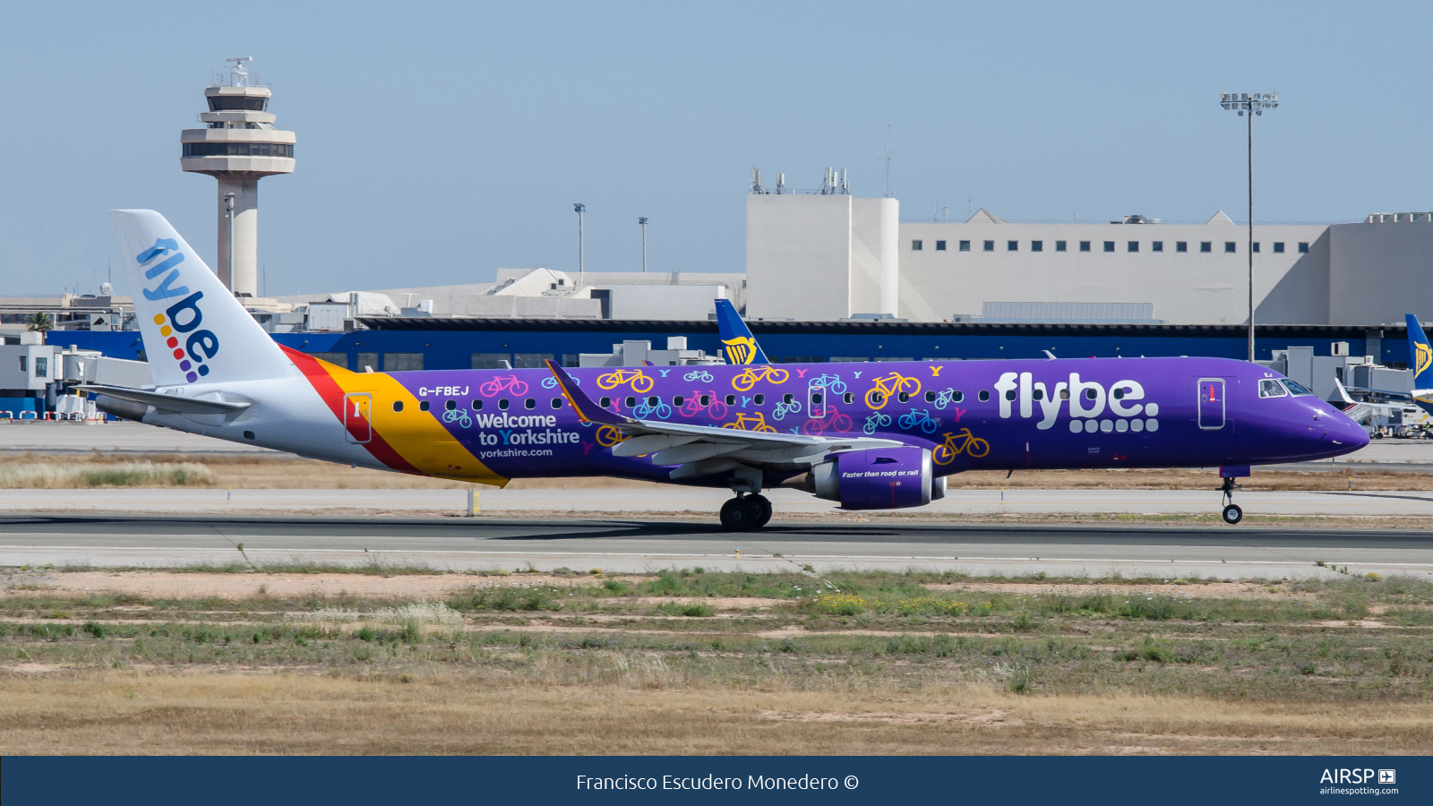 Flybe  Embraer E195  G-FBEJ