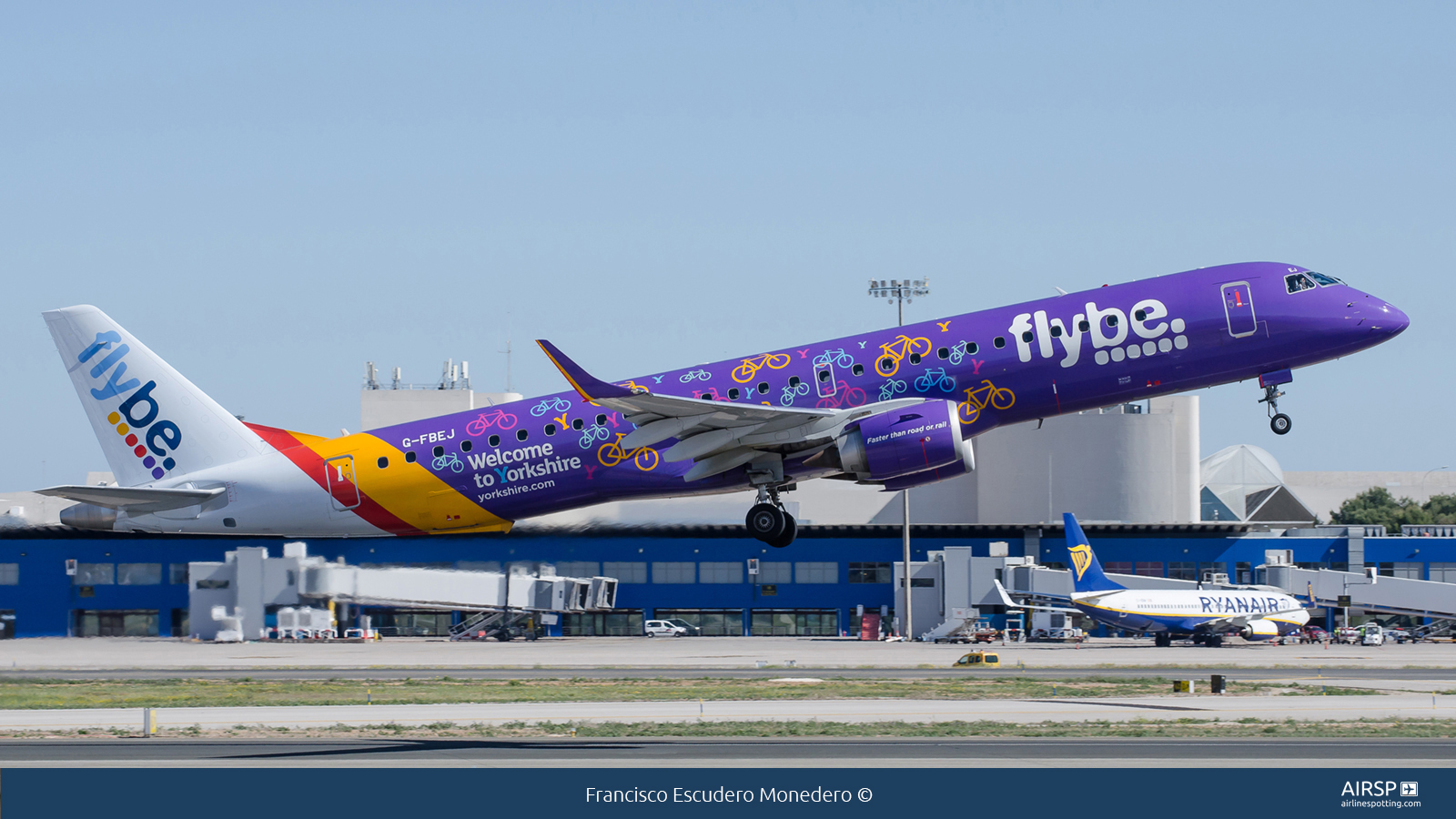 Flybe  Embraer E195  G-FBEJ