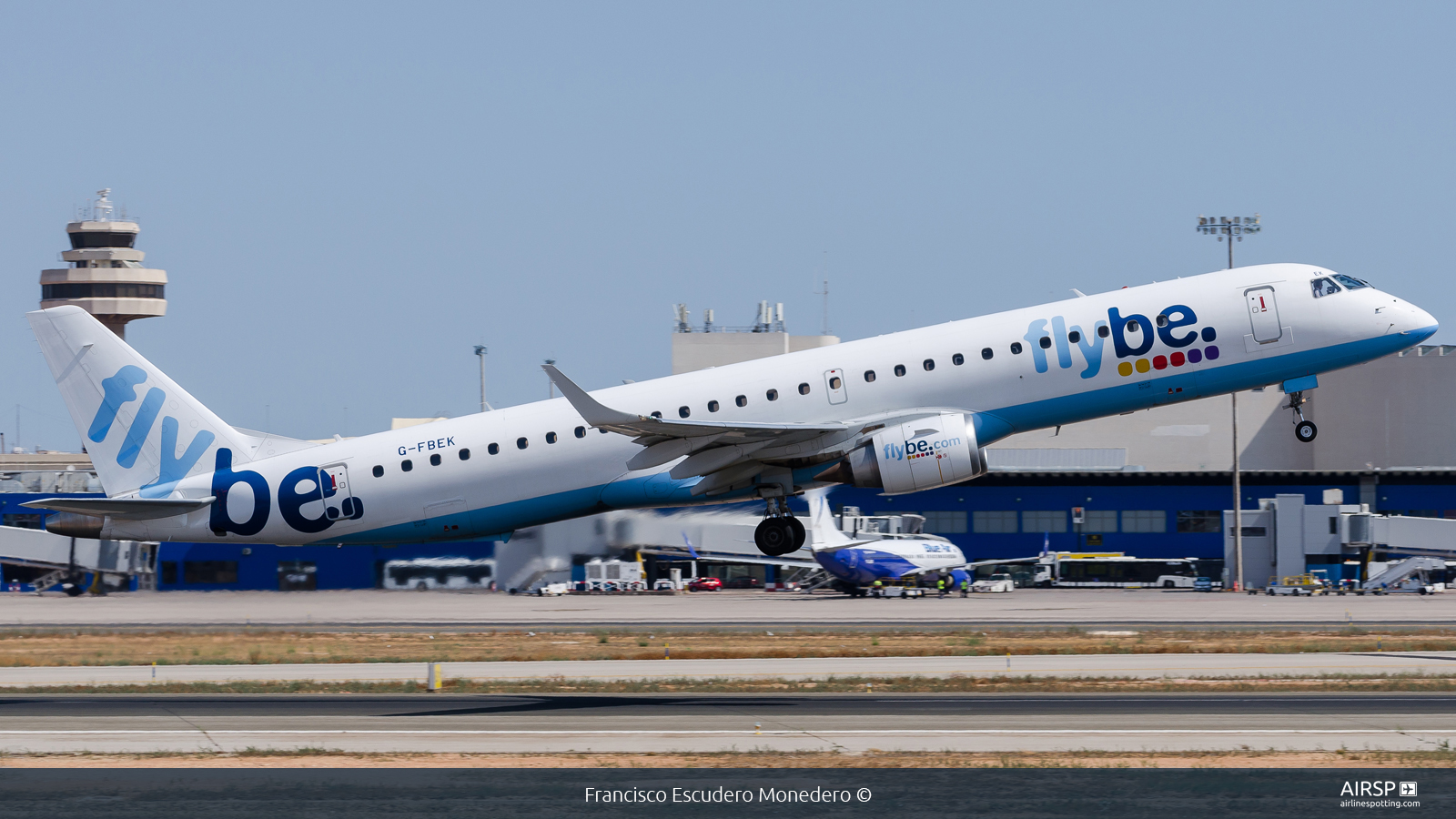 Flybe  Embraer E195  G-FBEK