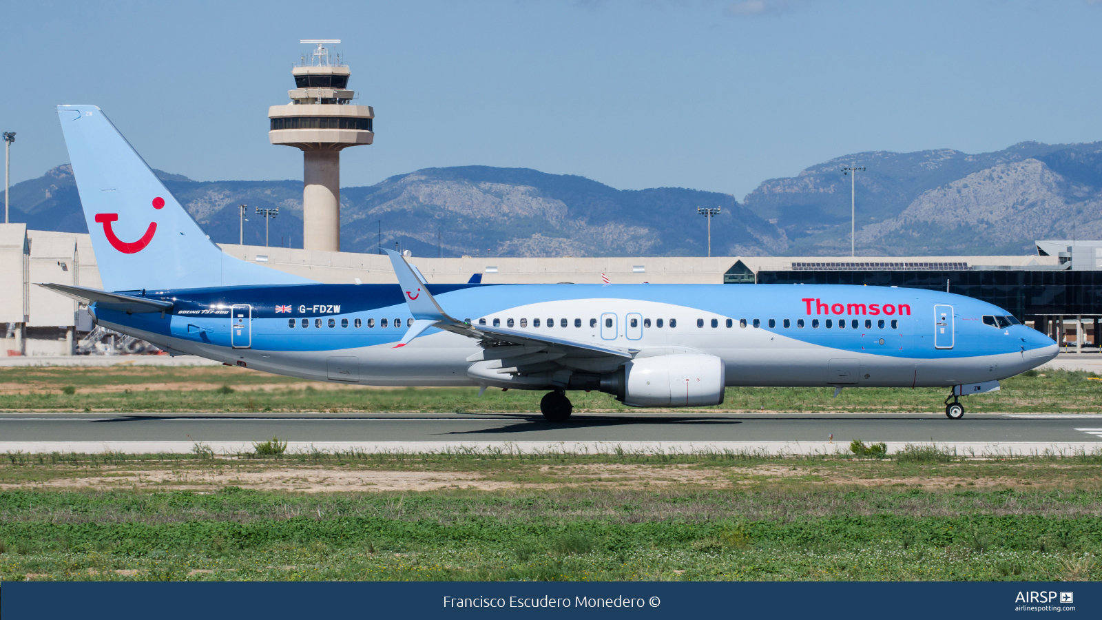 Thomson Airways  Boeing 737-800  G-FDZW