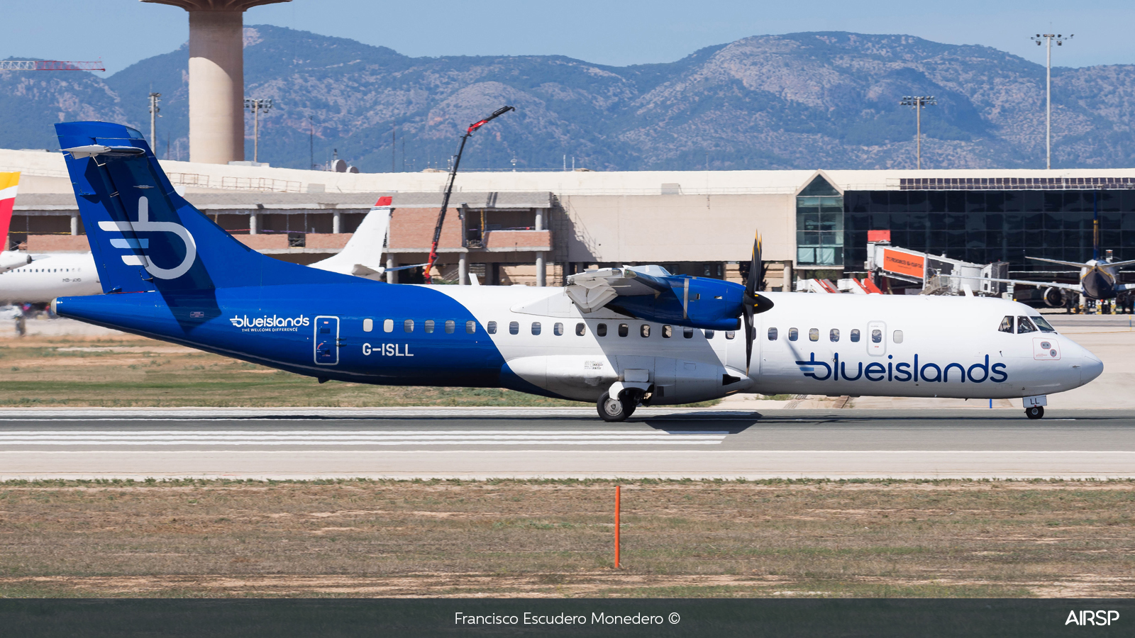 Blue Islands  ATR-72  G-ISLL