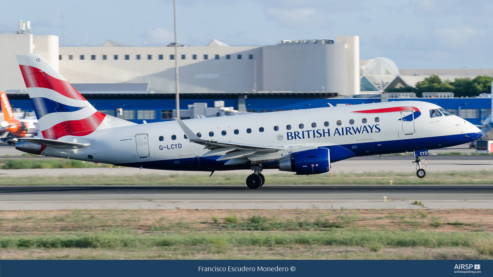 British Airways Cityflyer  Embraer E170  G-LCYD