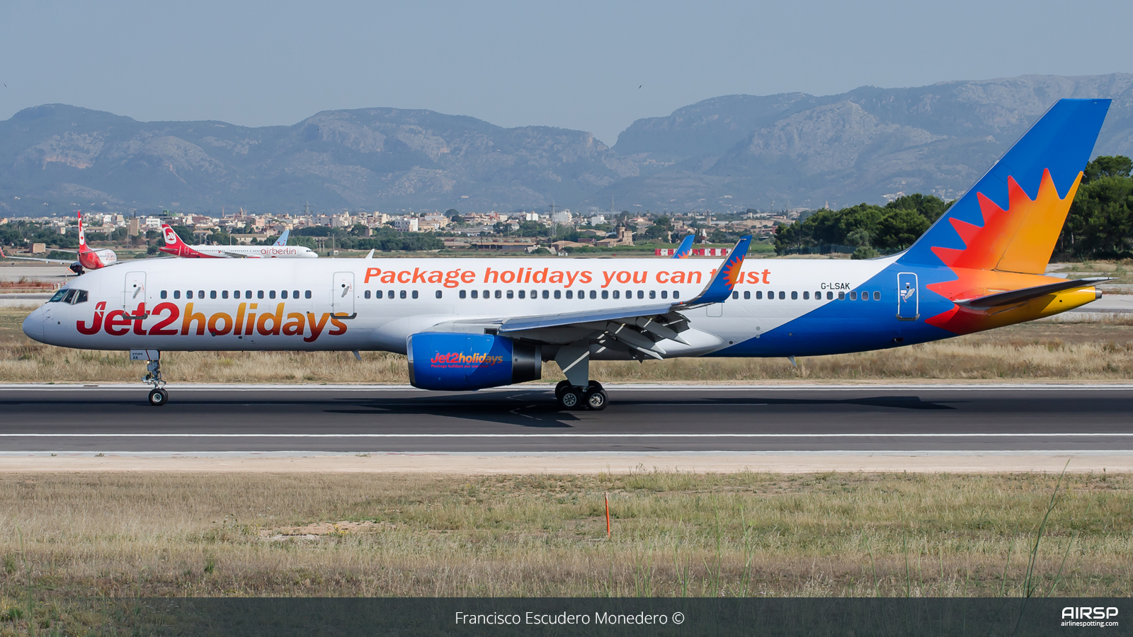 Jet2  Boeing 757-200  G-LSAK