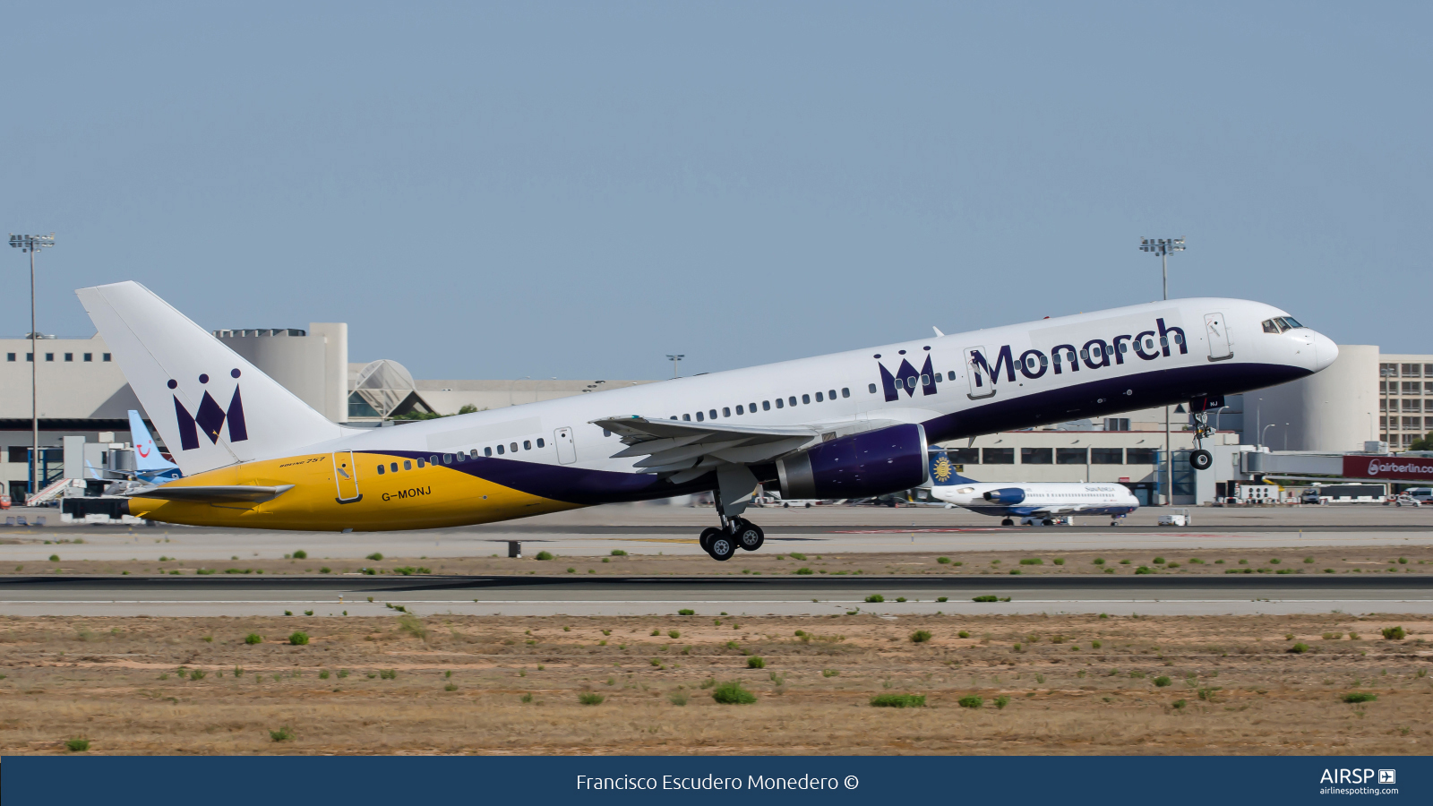 Monarch Airlines  Boeing 757-200  G-MONJ