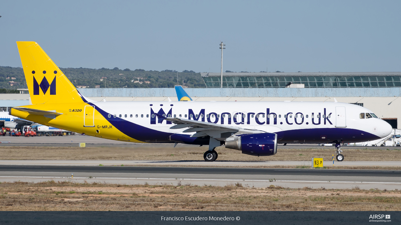 Monarch Airlines  Airbus A320  G-MRJK