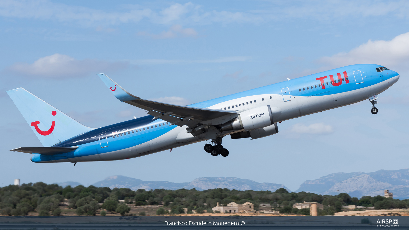 Tui Airways  Boeing 767-300  G-OBYG