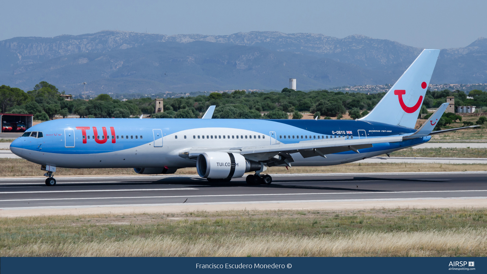 Tui Airways  Boeing 767-300  G-OBYG