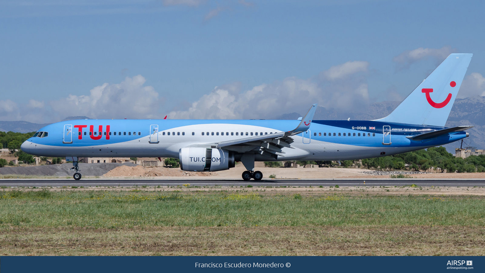 Tui Airways  Boeing 757-200  G-OOBB Tui Airways  Boeing 757-200  G-OOBB