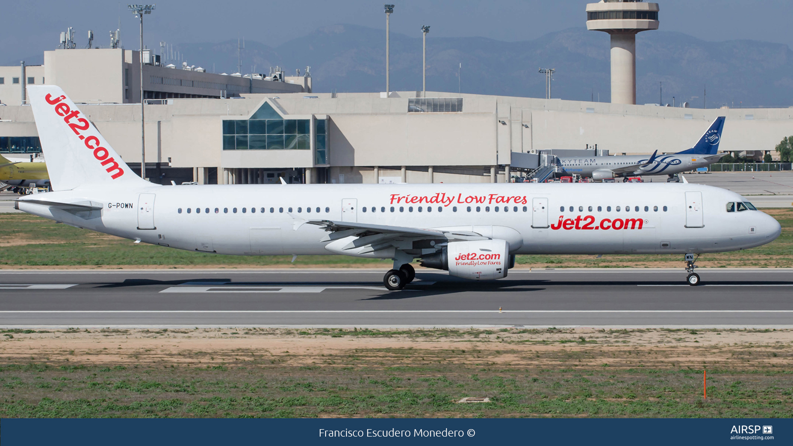 Jet2  Airbus A321  G-POWN