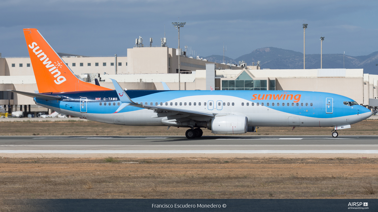 Sunwing  Boeing 737-800  G-TAWB Sunwing  Boeing 737-800  G-TAWB