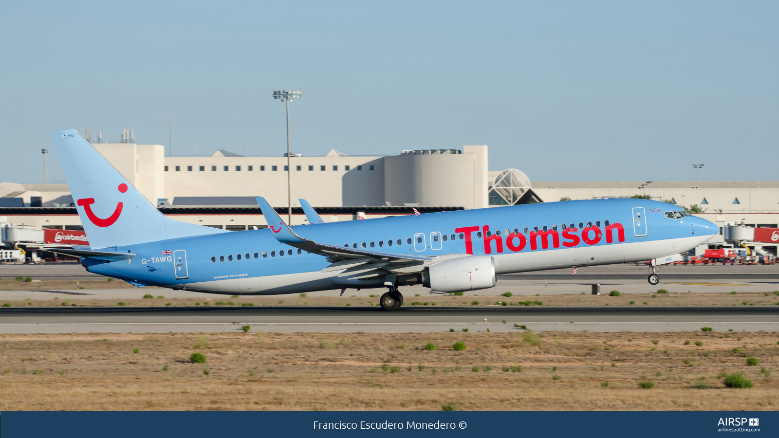 Thomson Airways  Boeing 737-800  G-TAWG