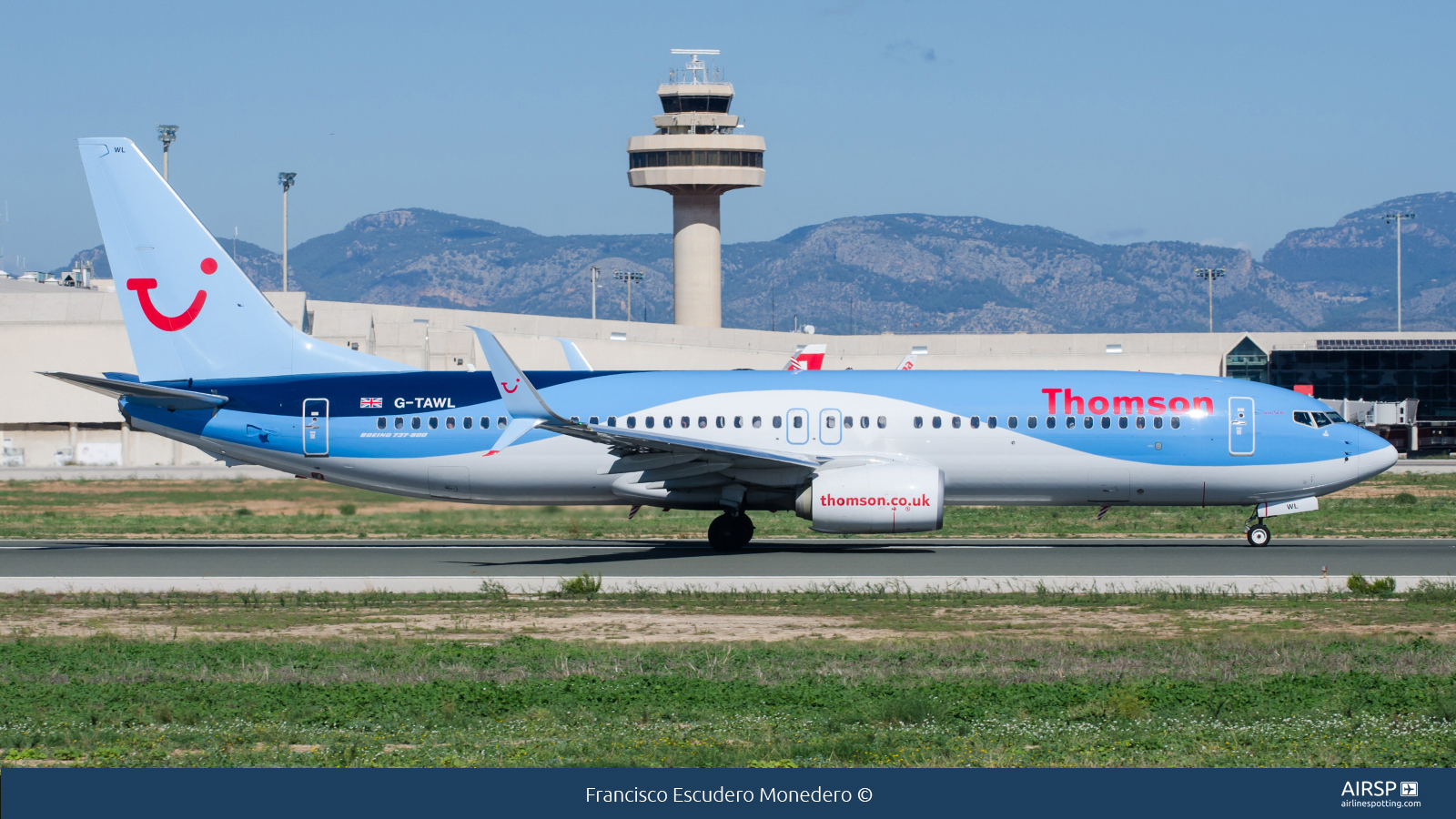Thomson Airways  Boeing 737-800  G-TAWL