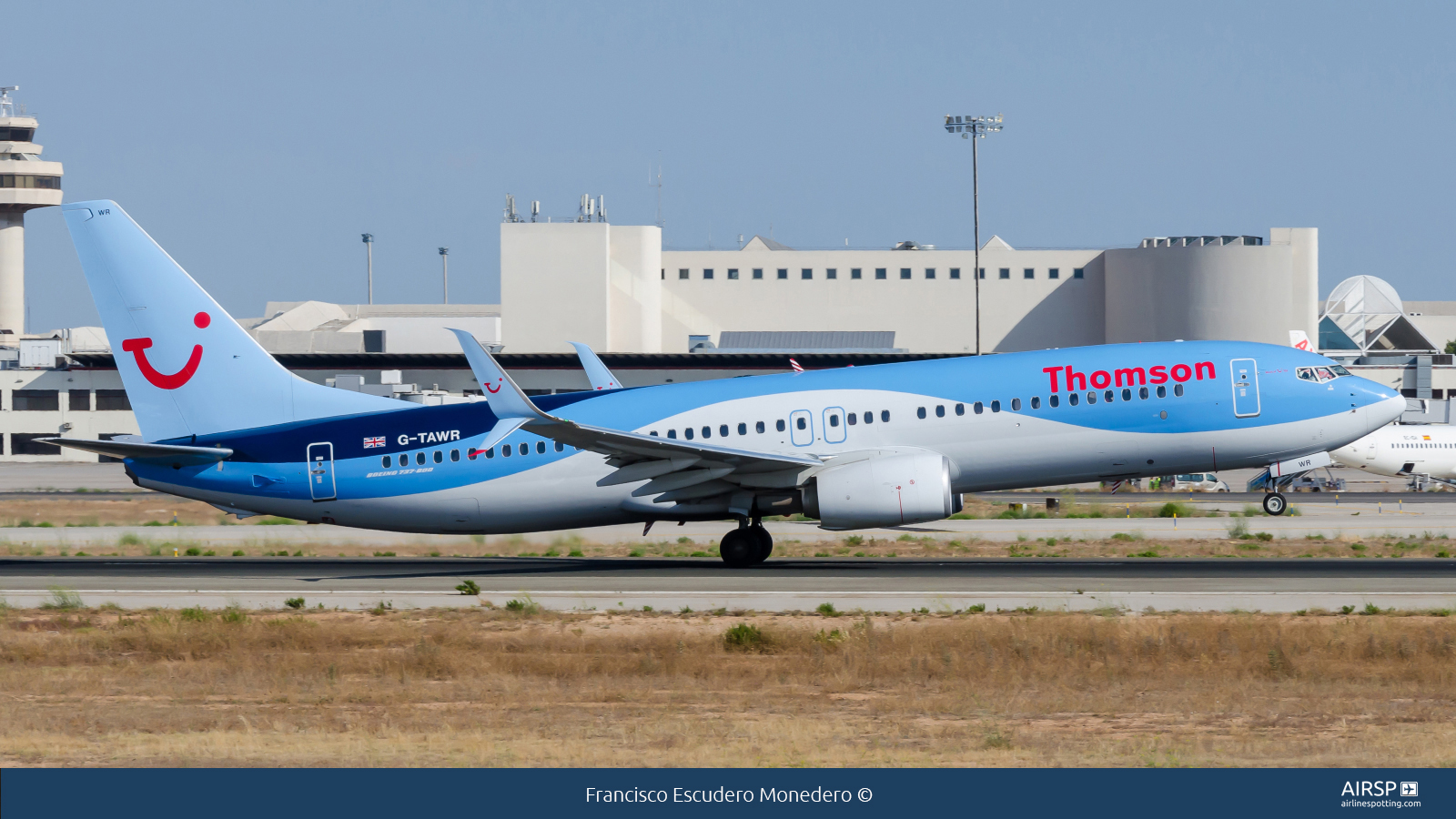 Thomson Airways  Boeing 737-800  G-TAWR