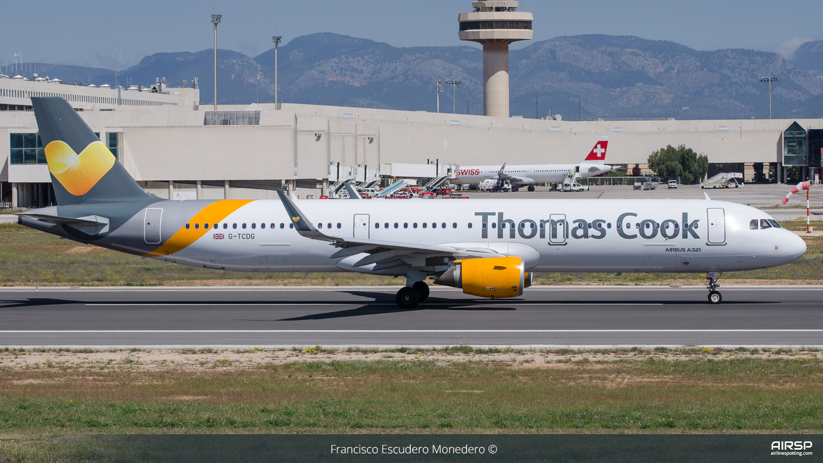 Thomas Cook Airlines  Airbus A321  G-TCDG