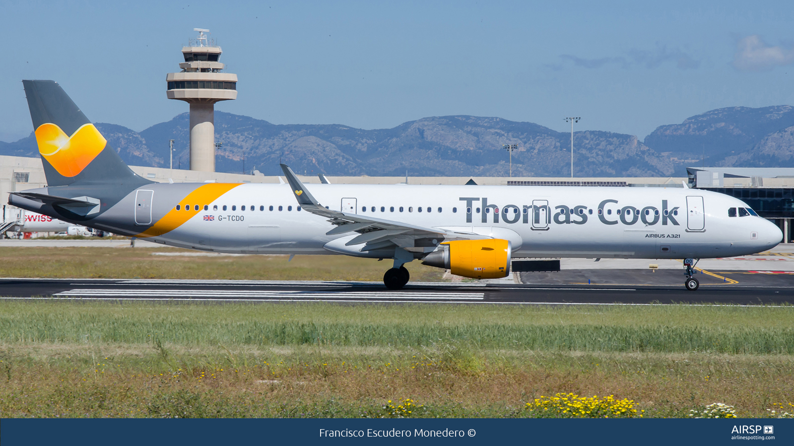Thomas Cook Airlines  Airbus A321  G-TCDO