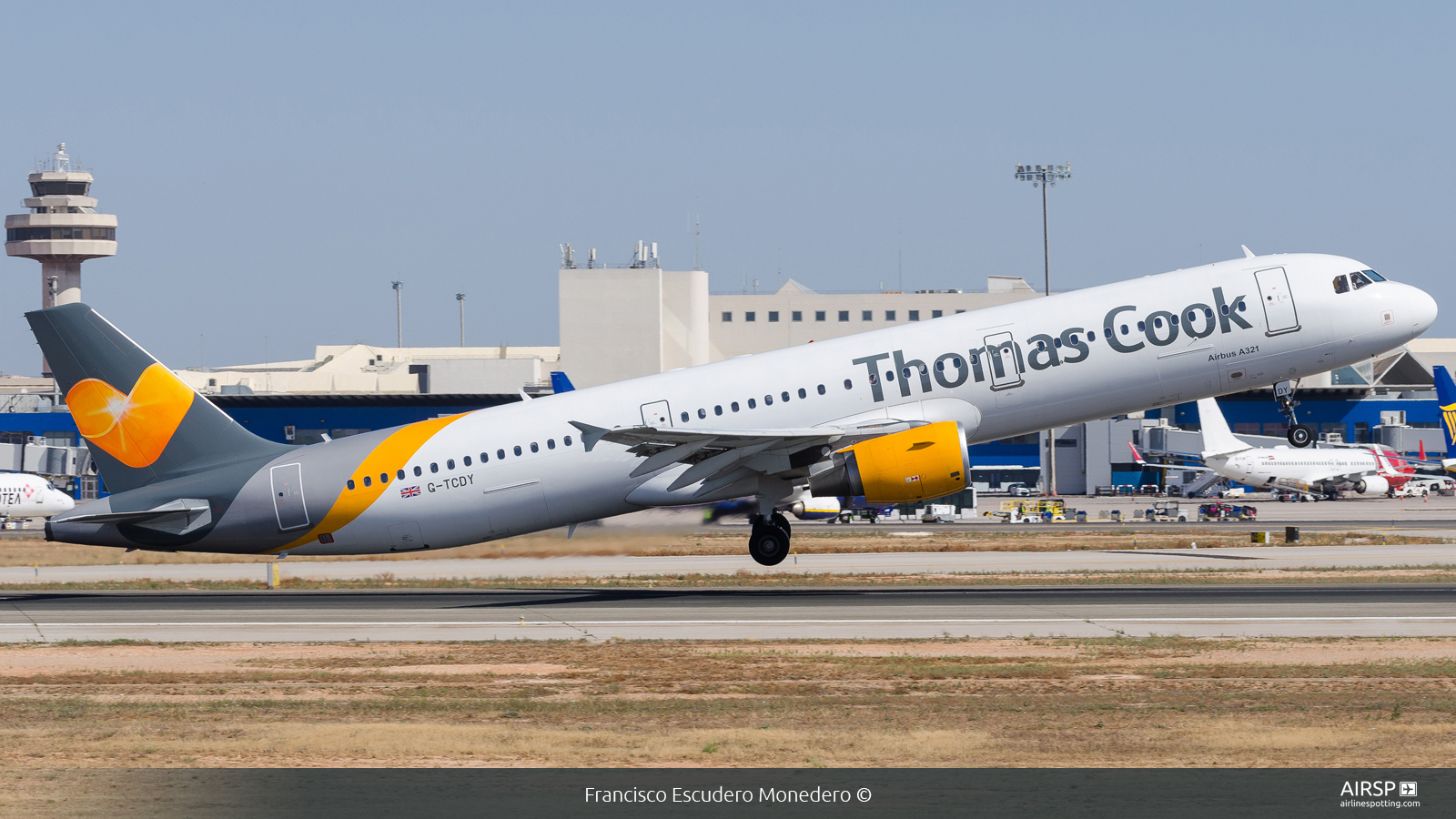 Thomas Cook Airlines  Airbus A321  G-TCDY