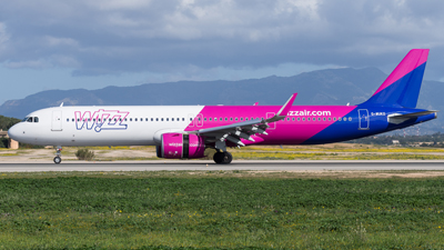 Wizz Air Airbus A321neo