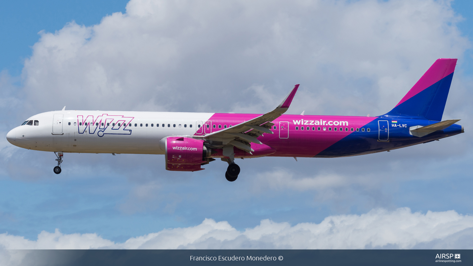 Wizz Air  Airbus A321neo  HA-LVC