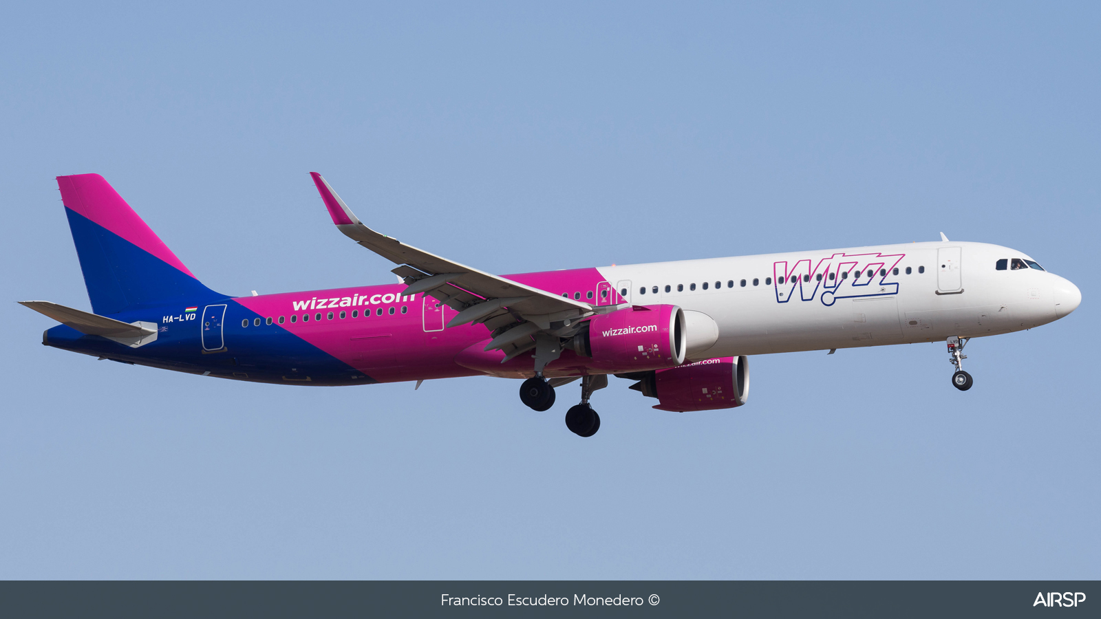 Wizz Air  Airbus A321neo  HA-LVD