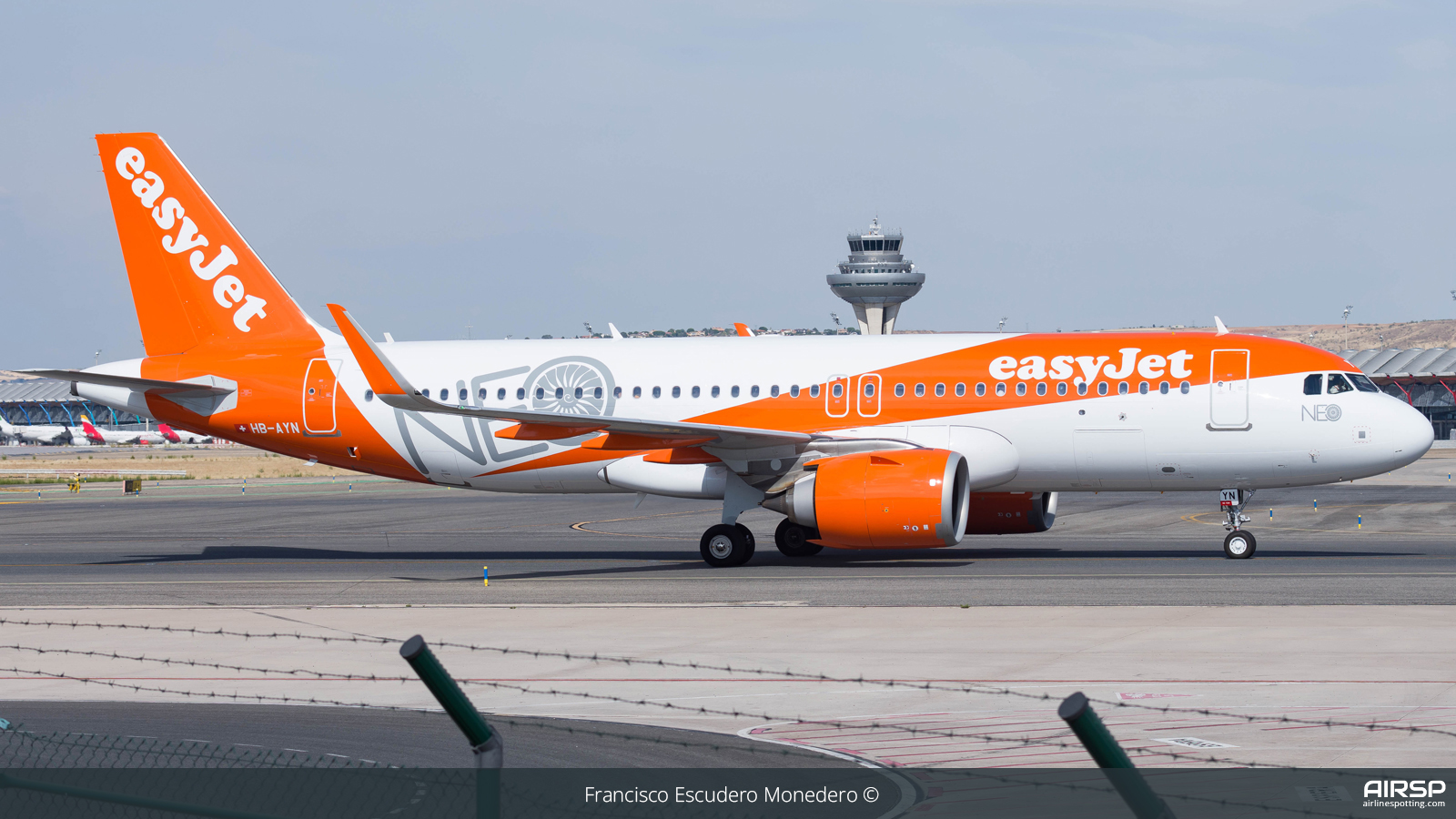 Easyjet  Airbus A320neo  HB-AYN