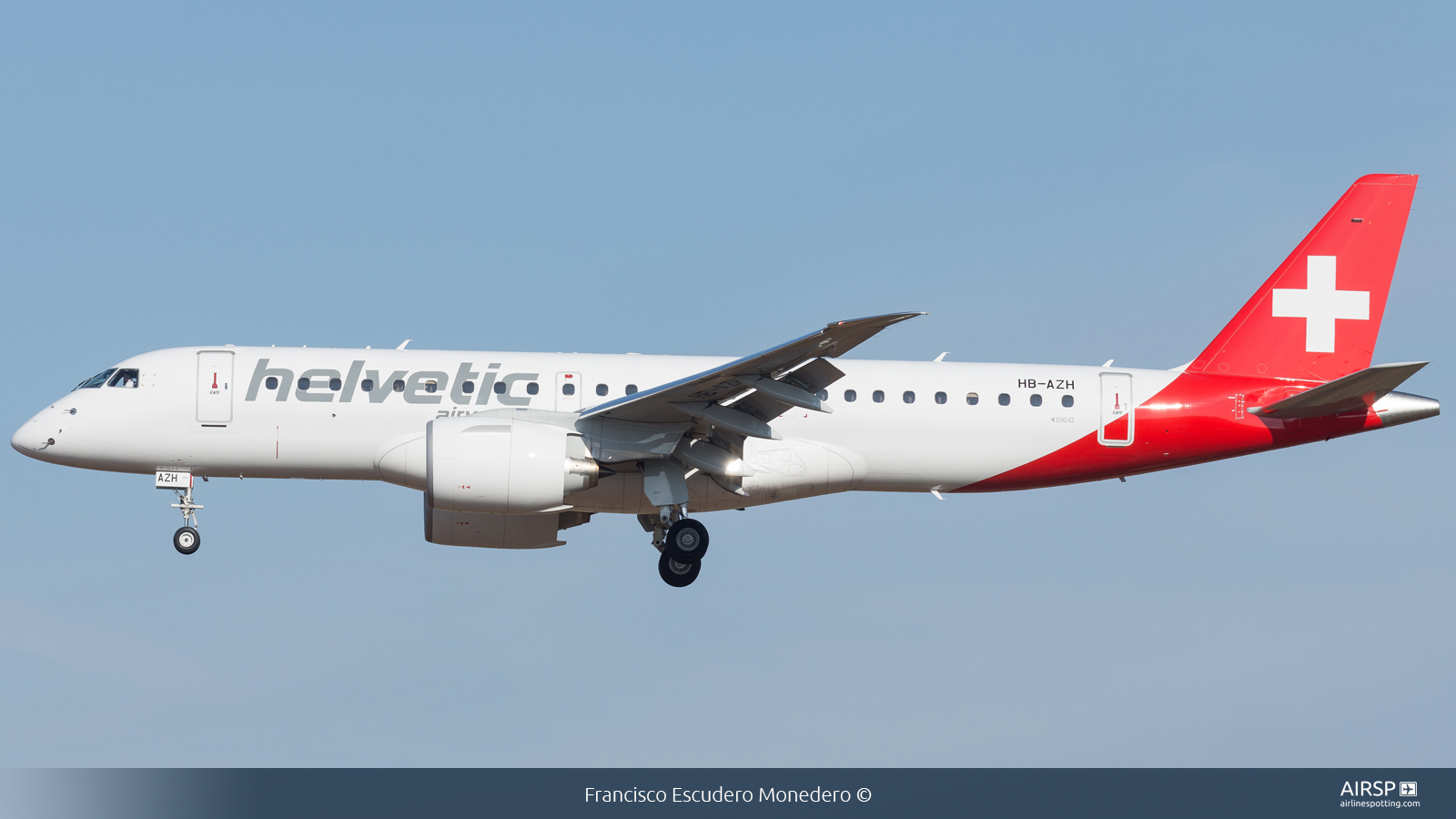 Helvetic Airways  Embraer E190-E2  HB-AZH