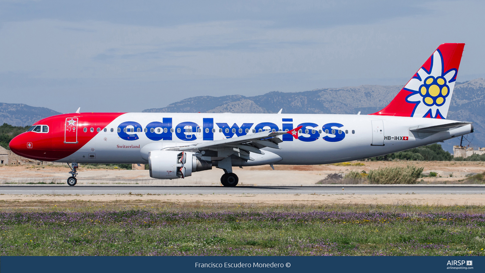 Edelweiss  Airbus A320  HB-IHX